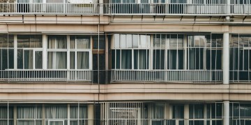 物业有权干涉增加窗户吗？